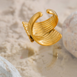 Anello Geometrico Inusuale XY 2670 in Acciaio Inossidabile, Anello Semplice in Metallo Placcato Oro 18K PVD, Antiallergico - Product Image 4