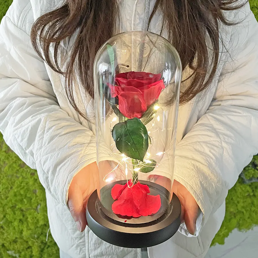 Wholesale support custom gift box forever roses preserved flower preserved rose in glass with led light