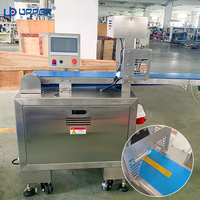 Gedroogde Manggo Chocoladerepen Gebak Dadelcake Fruitrepen Automatische Verpakkingsmachine Met Extruder En Snijder
