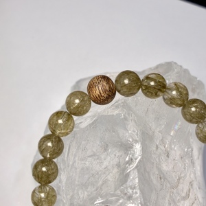 Pulsera de Cuarzo de Pelo de Conejo Verde y Rojo Vitality, Gemas Rutiladas de 7.5mm/13mm, 15.5g, Joyería de Sanación para la Riqueza y la Energía - Product Image 5