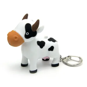 Gantungan kunci led personal, gantungan kunci kartun bersinar suara sapi kecil lucu, hadiah kreatif
