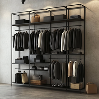 Magasin de vêtements personnalisés Décoration intérieure Porte-vêtements en métal et présentoir à étagères Porte-vêtements de haute qualité pour boutique