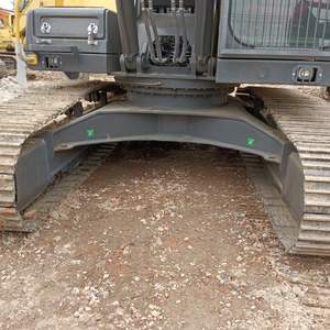 Excavatrice d'occasion haute performance Volvo EC240B de Suède Les composants principaux comprennent un moteur et une pompe - Product Image 4