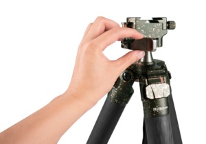 Trípode Táctico Portátil Ligero de <span class=keywords><strong>Acero</strong></span> <span class=keywords><strong>Inoxidable</strong></span> y Fibra de Carbono Linkogear HT-404CS Camo, Compatible con Arca y <span class=keywords><strong>Pica</strong></span>, Resistente - Product Image 3