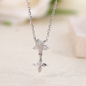 ทอง18K ที่เป็นของแข็งได้รับการรับรองจาก Gia จี้รูปดอกไม้เพชรธรรมชาติคุณภาพสูงของขวัญที่สวยงามสำหรับแฟนสาววันเกิด - Product Image 4