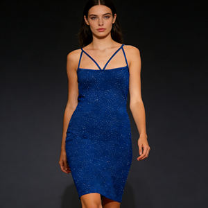 Oferta en Temu: Vestido mini azul brillante para mujer, con tirantes cruzados, sin mangas, ajustado, ideal para fiestas, vacaciones y uso diario. - Product Image 1