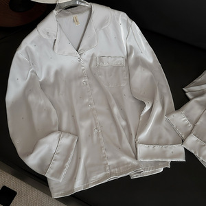2025 nuovo pigiama da donna in seta satinata pantaloni a maniche lunghe di fascia alta con stampa a stella Casual per l'autunno - Product Image 3