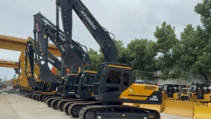 Excavadora Hyundai HX220HD 2020 con Cucharón de Excavación, 22 Toneladas de Peso Operativo, Bomba Hidráulica Usada - Product Image 3