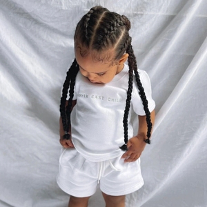 Set di pantaloncini per magliette in spugna francese per ragazze sportive da due pezzi con ricamo personalizzato - Product Image 5