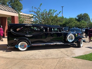 Hearse Funeral Car Long-distance Travel 5kW Large Motor Vintage Hearse/retro Coffin Car/Hearse Funeral Car - Product Image 4