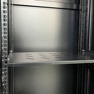 ODM OEM LE 19 pouces 32U 800*800mm Rack de serveur en acier sur pied avec porte métallique Protection IP20 Capacité de charge 800kg En stock - Product Image 6