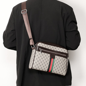Nuova Borsa a Tracolla/Messenger MELI in PU Impermeabile per Uomo e Donna, Chiusura con Cerniera, Design con Lettere, Multifunzione per Cellulare - Product Image 3