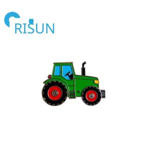 Pin de solapa, insignia y broche personalizados de esmalte con diseños de agricultura, granja, pala, tractor, coche, vehículo de ingeniería - Product Image 2