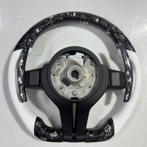 <span class=keywords><strong>Volante</strong></span> Interior de cuero <span class=keywords><strong>M</strong></span> para <span class=keywords><strong>BMW</strong></span> Series <span class=keywords><strong>3</strong></span> 5 F10 F20 F30 F32 F36 F80 F82 E90 M3 M4 M5 M6 Sport Racing <span class=keywords><strong>Volante</strong></span> - Product Image 4