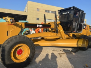 รถเกรดเดอร์มือสอง CAT 140H ราคาถูก รถเกรดเดอร์ Caterpillar ขนาด 14 ฟุต พร้อมแผ่นเกรดเดอร์มาตรฐาน พร้อมส่งออก - Product Image 6