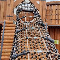 Tunnel à cordes pour aire de jeux extérieure, toboggan pour structure de plafond, équipement d'escalade en métal, filet de ramper intérieur, pont d'amusement pour adultes