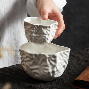 Tasse à café et à lait en céramique blanche irrégulière, écologique, pour la maison, idéale pour servir des plats occidentaux et des sauces - Product Image 5