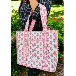 Bolso Tote para Mujer con un Diseño Limpio y Atemporal, Ideal para las Rutinas Diarias, desde el Desplazamiento Matutino hasta los Planes Nocturnos - Product Image 1