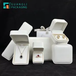 Guangli Wholesale White Leather Jewelry Packaging Wedding Ring Boxes Jewelry Boxes Luxury Bracelet PU Leather Jewelry Box