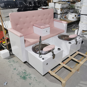Nouveau luxe rose tufté cuir pied <span class=keywords><strong>Spa</strong></span> pédicure chaises banc Base <span class=keywords><strong>en</strong></span> <span class=keywords><strong>bois</strong></span> Double stations de pédicure <span class=keywords><strong>à</strong></span> <span class=keywords><strong>vendre</strong></span> - Product Image 5