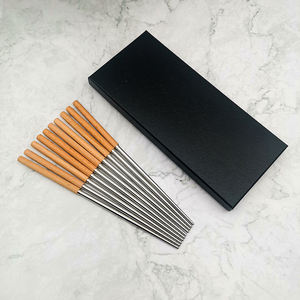 Палочки для еды из нержавеющей стали с деревянной ручкой, с подарочной коробкой - Product Image 2