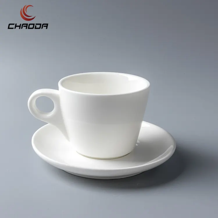 Muti-आकार रंग मिट्टी सिरेमिक कॉफी कप और तश्तरी कस्टम लोगो कैफे सी के लिए चीनी मिट्टी एस्प्रेसो कॉफी कप सेट