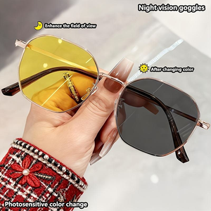 Gafas Planas con Marco Poligonal de Metal, Fotocromáticas, Doble Uso, Protección Solar Diurna y Nocturna, Cambio de Color, Doradas, Unisex - Product Image 2