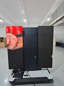 Pantalla LED Plegable Vertical P1.25, Pantalla LED Portátil Full HD, Video Wall LED Móvil para Eventos, Exhibiciones y Publicidad - Product Image 4