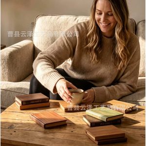Juego de posavasos cuadrados de madera maciza con forma de libro, aislantes del calor, para vajilla, bebidas, cazuelas y más. - Product Image 1