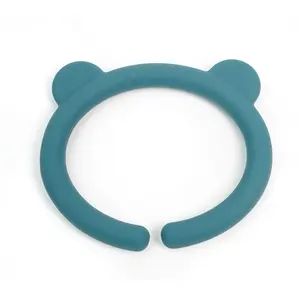 OEM nuovo Design giocattoli sensoriali per la dentizione del bambino morbido Bpa Free Silicone per uso alimentare Happy Links Ring giocattoli per lo sviluppo massaggiagengive per bambini