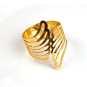 Hotel Angel Wings Plumas Servilleteros Ala de oro Color Preservación Chapado Servilleteros - Product Image 3