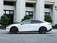 2026 Deepal L07 240 Ultra Hua-wei Qiankun ADS SE Berline Intelligente PHEV à Autonomie Étendue de 240 km