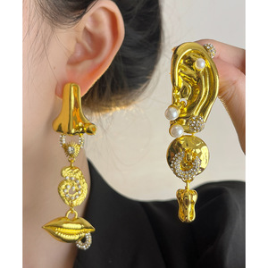 Pendientes <span class=keywords><strong>de</strong></span> gota <span class=keywords><strong>de</strong></span> orejas <span class=keywords><strong>de</strong></span> <span class=keywords><strong>boca</strong></span> <span class=keywords><strong>de</strong></span> nariz Vintage Medieval para mujer pendientes <span class=keywords><strong>de</strong></span> cara humana <span class=keywords><strong>de</strong></span> estilo francés pendiente asimétrico <span class=keywords><strong>de</strong></span> alta resistencia (ES537) - Product Image 1