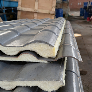 カスタムサイズのモダンデザイン、環境に優しい断熱ロックウールサンドイッチパネル（倉庫、グローバル建設プロジェクト向け） - Product Image 1