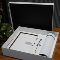 Coffret Cadeau d'Affaires Personnalisé en Cuir A5 Carnet Bouteille Isotherme Stylo Ensemble Produit Promotionnel de Luxe Vente en Gros