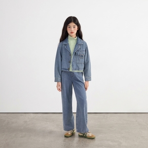 Amazon 2026 Mädchen-Denim-Outfit für Kleinkinder Retro-Schnallen Zweiteiler (Jacke & Hose) mit Logo-Muster Neue Herbstkollektion - Product Image 1