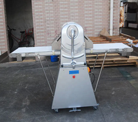 Machine à étaler la pâte automatique électrique verticale JUYOU pour boulangerie, idéale pour le pain, la pizza et les croissants