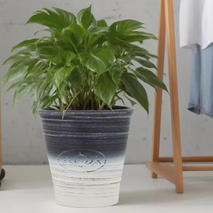 Maceta de Plástico Ecológica de Estilo Chino 2026 para Plantas de Interior/Exterior, Circular Cilíndrica de Gran Tamaño - Product Image 4