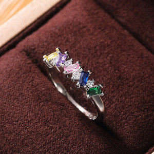 Anello Aperto Regolabile con Pesce Koi per Donne, Simbolo Portafortuna, Accessorio Moda per Uso Quotidiano - Product Image 5