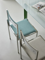 Chaise de salle à manger Cyber Blue avec structure en acier inoxydable, nouveau style minimaliste moderne, siège stable pour la maison et l'appartement