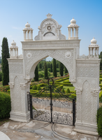 Arche d'entrée islamique rétractable en marbre, artisanale, avec couronne croissant de lune et sculpture en relief traditionnelle, durable pour l'extérieur, pour villa et cour.