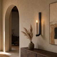Applique murale LED en pierre de travertin jaune naturel nordique avec support métallique linéaire pour salon, villa, chevet ou fond de pièce