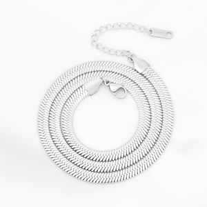 Collar de cadena de eslabones planos tipo hueso de serpiente para mujer, de 2.5-6mm, chapado en oro de 18K, de acero inoxidable, joyería económica - Product Image 5