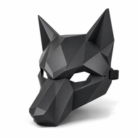Masque de loup géométrique original pour fête d'Halloween, style low poly intégral en noir mat