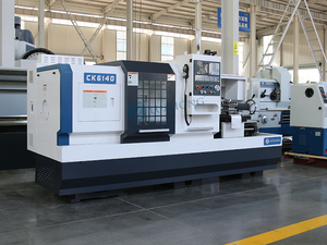 Giá Rẻ Quay <span class=keywords><strong>Lathe</strong></span> CK6140 <span class=keywords><strong>CNC</strong></span> Phẳng Giường <span class=keywords><strong>CNC</strong></span> <span class=keywords><strong>Lathe</strong></span> Giá Máy - Product Image 3