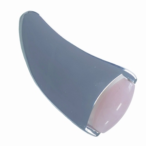 Rouleau facial en alliage de zinc et quartz rose en forme de corne de bélier - Product Image 6
