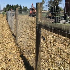 Clôture modulaire moderne pour animaux de ferme, panneaux portables pour chevaux et bovins, perforée, galvanisée, à profil carré, de haute qualité et durable - Product Image 1