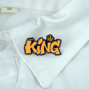 Chine fabricant personnalisé émail broche maladresse sociale sérigraphie métal artisanat dur émail broche - Product Image 1