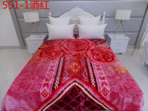 Super doux 100% polyester raschel couverture dubaï 1 pli 2 plis polaire couvertures personnalisées en relief tissé tapisserie jeter couverture - Product Image 2
