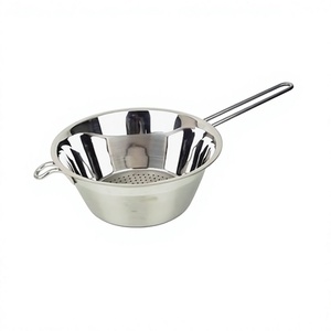 Passoire en acier inoxydable haute capacité avec poignées rivetées, passoire de cuisine professionnelle, passe au lave-vaisselle, réutilisable pour les légumes - Product Image 1